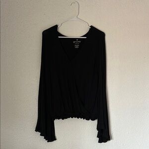 AEO Women's Black V-Neck Top